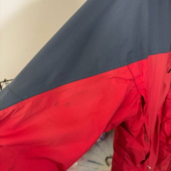 LL BEAN size large men’s Red and Gray Outdoor Jacket packable hood - Picture 9 of 10